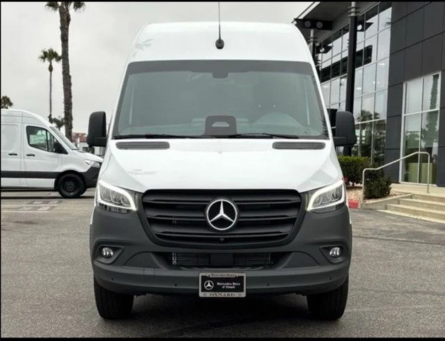 New 2026 White Mercedes-Benz  image 6