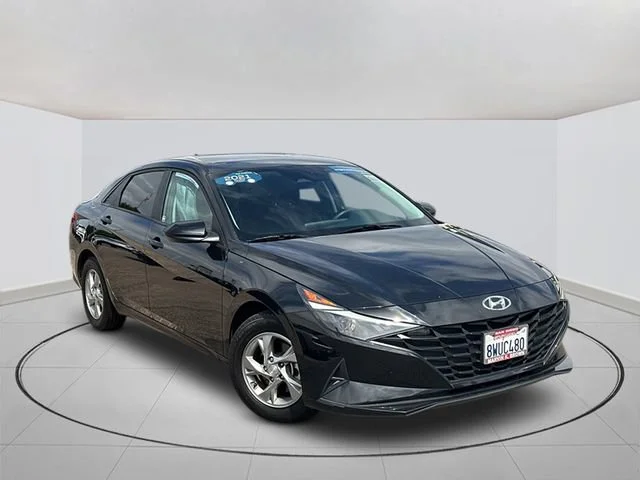 2021 Hyundai Elantra SE