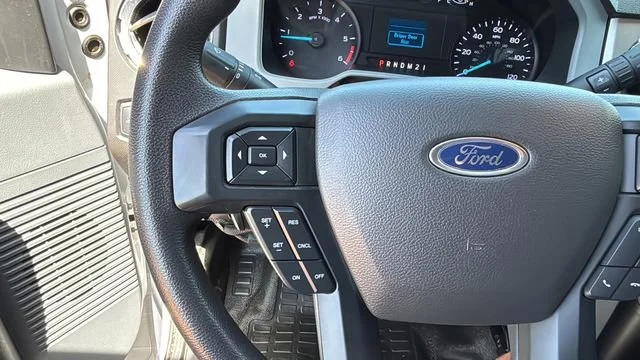 Used 2022  Ford NA image 23
