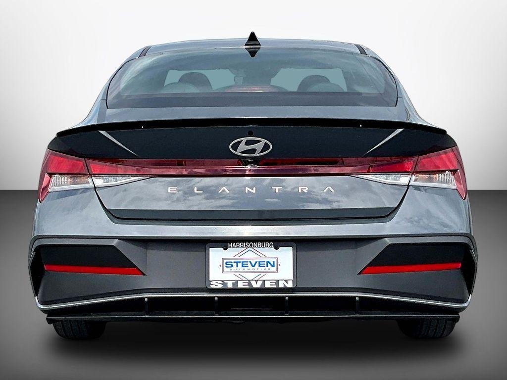 New 2026 Gray Hyundai SEL Sport Plus image 5