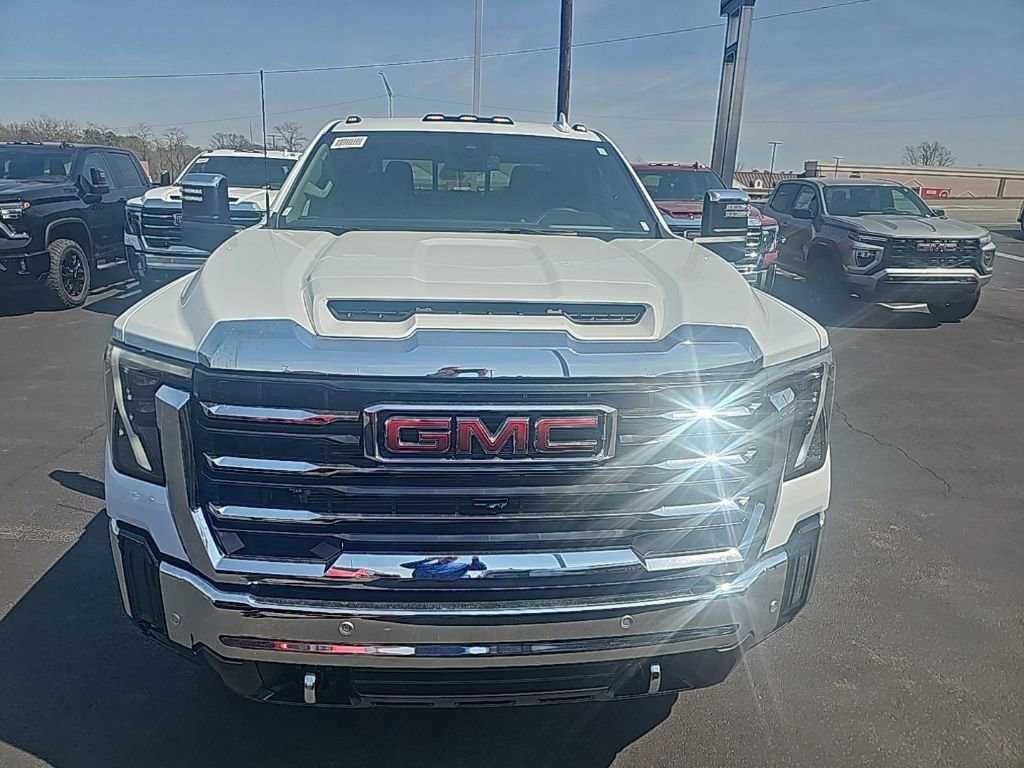 2026 GMC Sierra 3500HD SLT - Photo 2