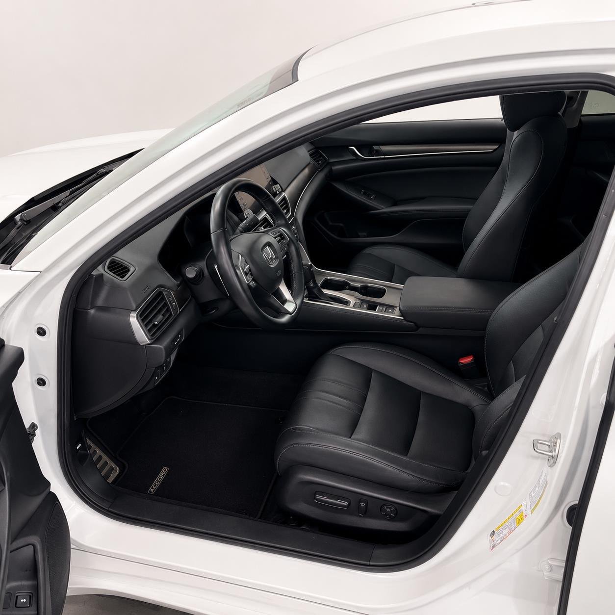 Used 2022 Platinum White Pearl Honda Sport SE image 8