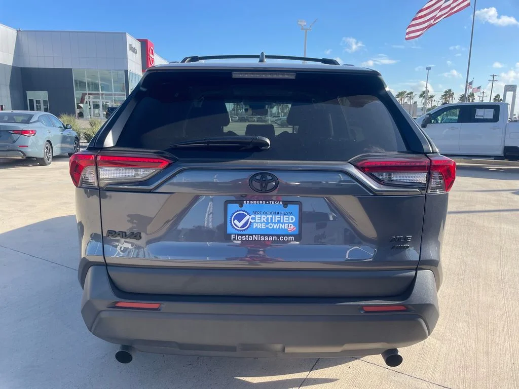 Used 2025 Gray Toyota XLE image 4