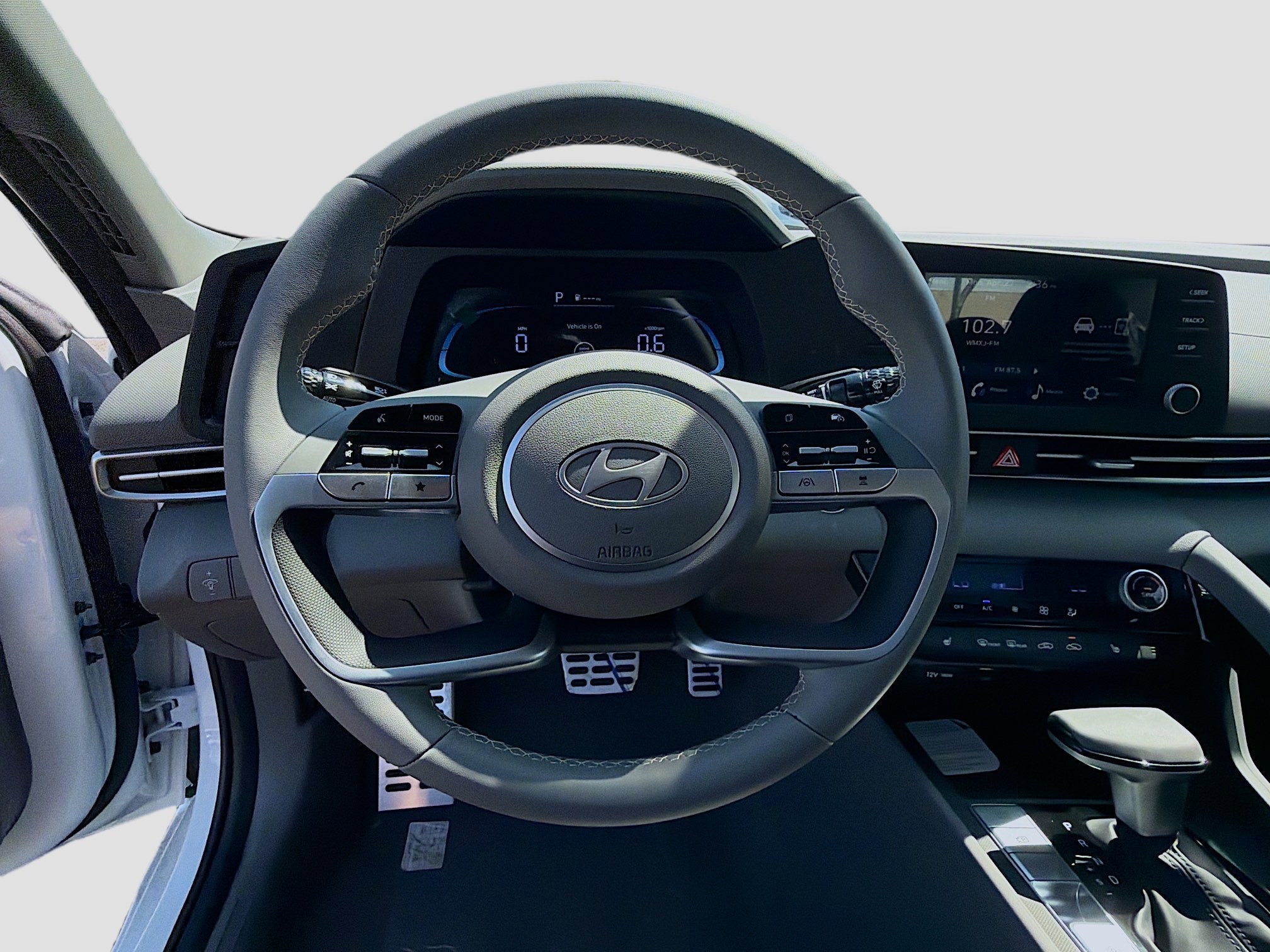 2026 Hyundai Elantra SEL - Photo 32