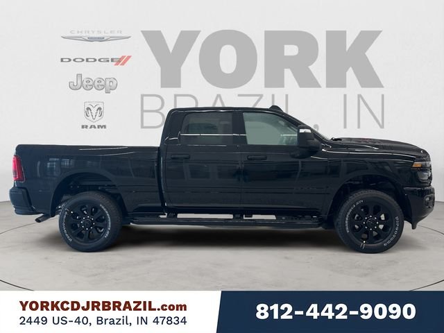 New 2026 Diamond Black Crystal Pearl-Coat Exterior Paint RAM Laramie image 6