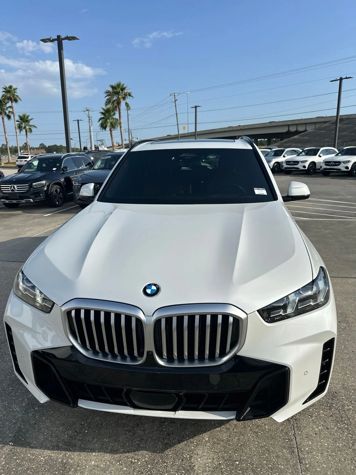 Used 2026 White BMW sDrive40i image 4