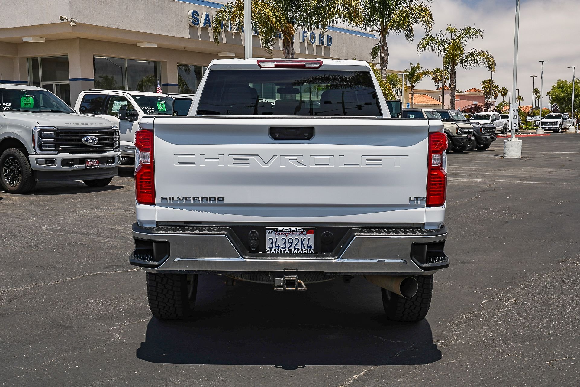 Used 2022 White Chevrolet LT image 5