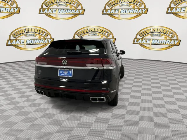 Used 2024 Deep Black Pearl Volkswagen 2.0T SEL R-Line image 3