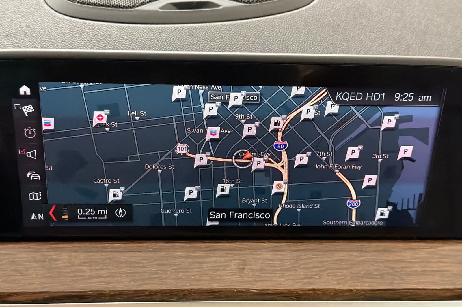 Used 2021 Jet Black BMW xDrive30i image 19