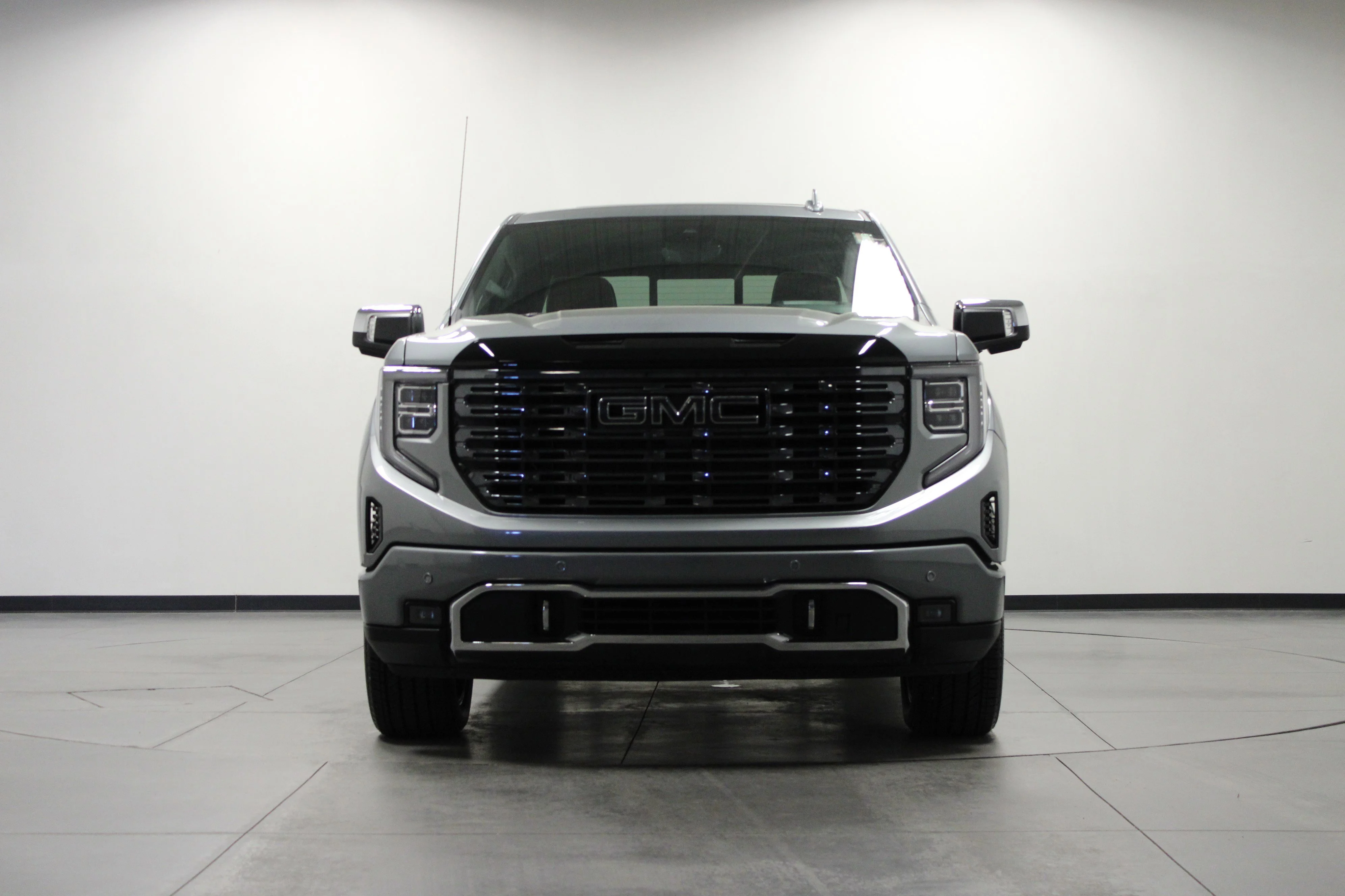 New 2026 Sterling Metallic GMC Denali Ultimate image 9