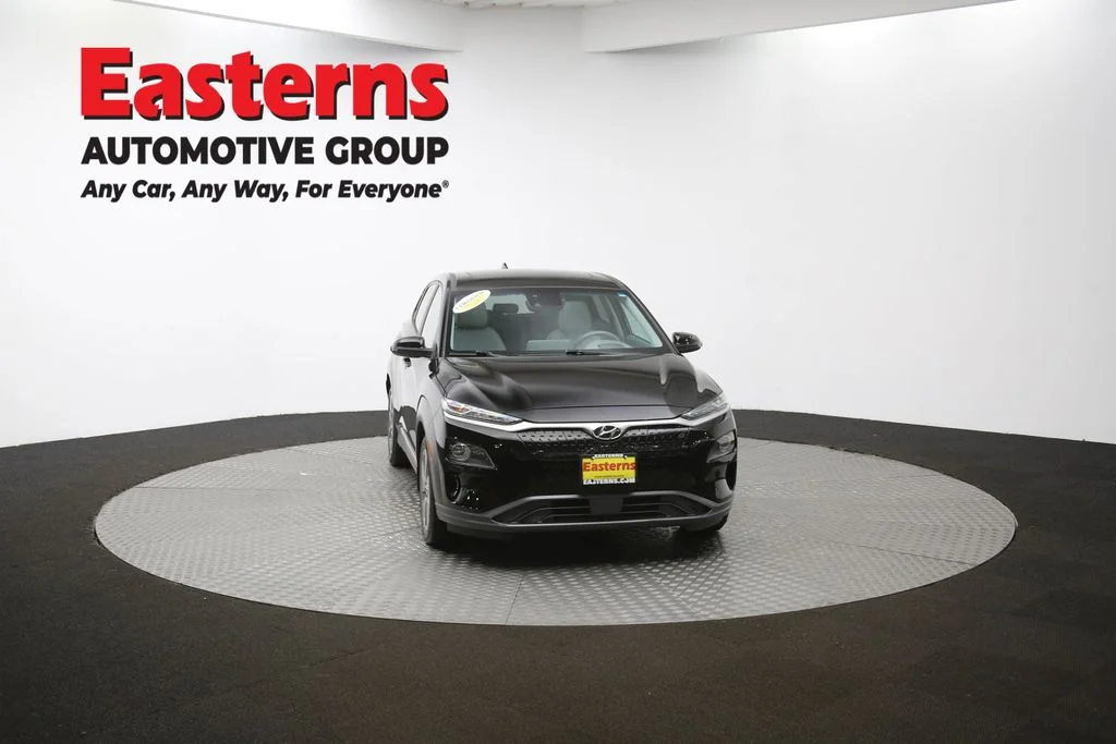 Used 2021 Black Hyundai Ultimate image 50