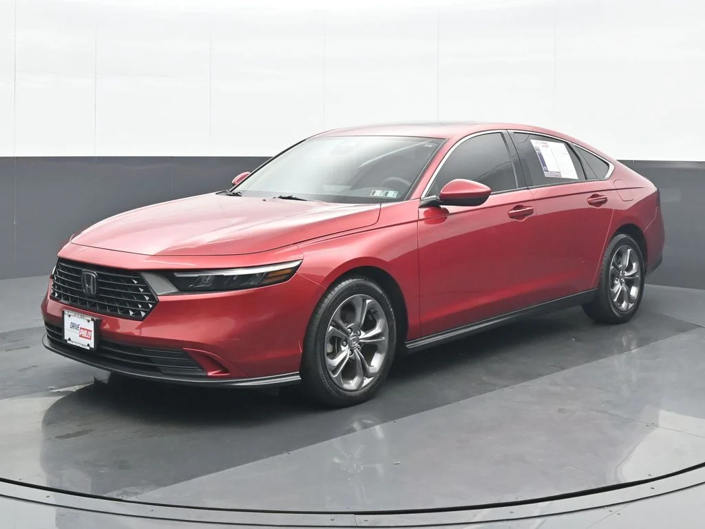 Used 2024  Honda EX image 2