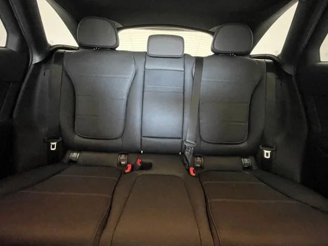 New 2026 Polar White Mercedes-Benz GLC 300 image 7