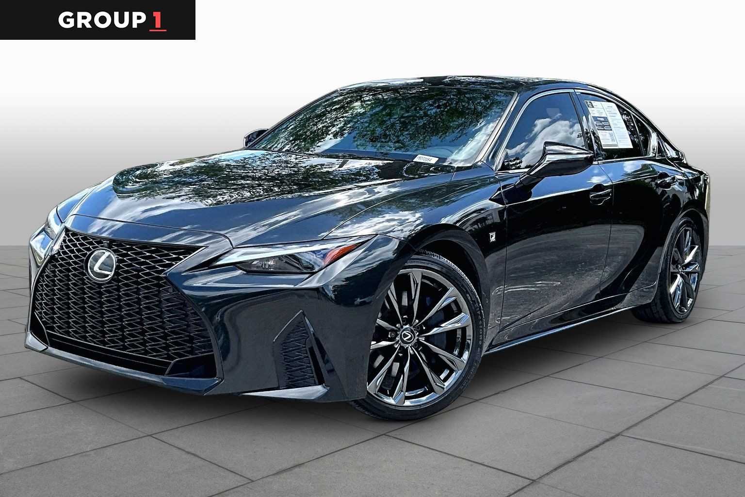 2023 Lexus IS