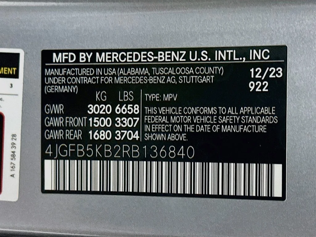 Used 2024 Gray Mercedes-Benz GLE 450 image 30