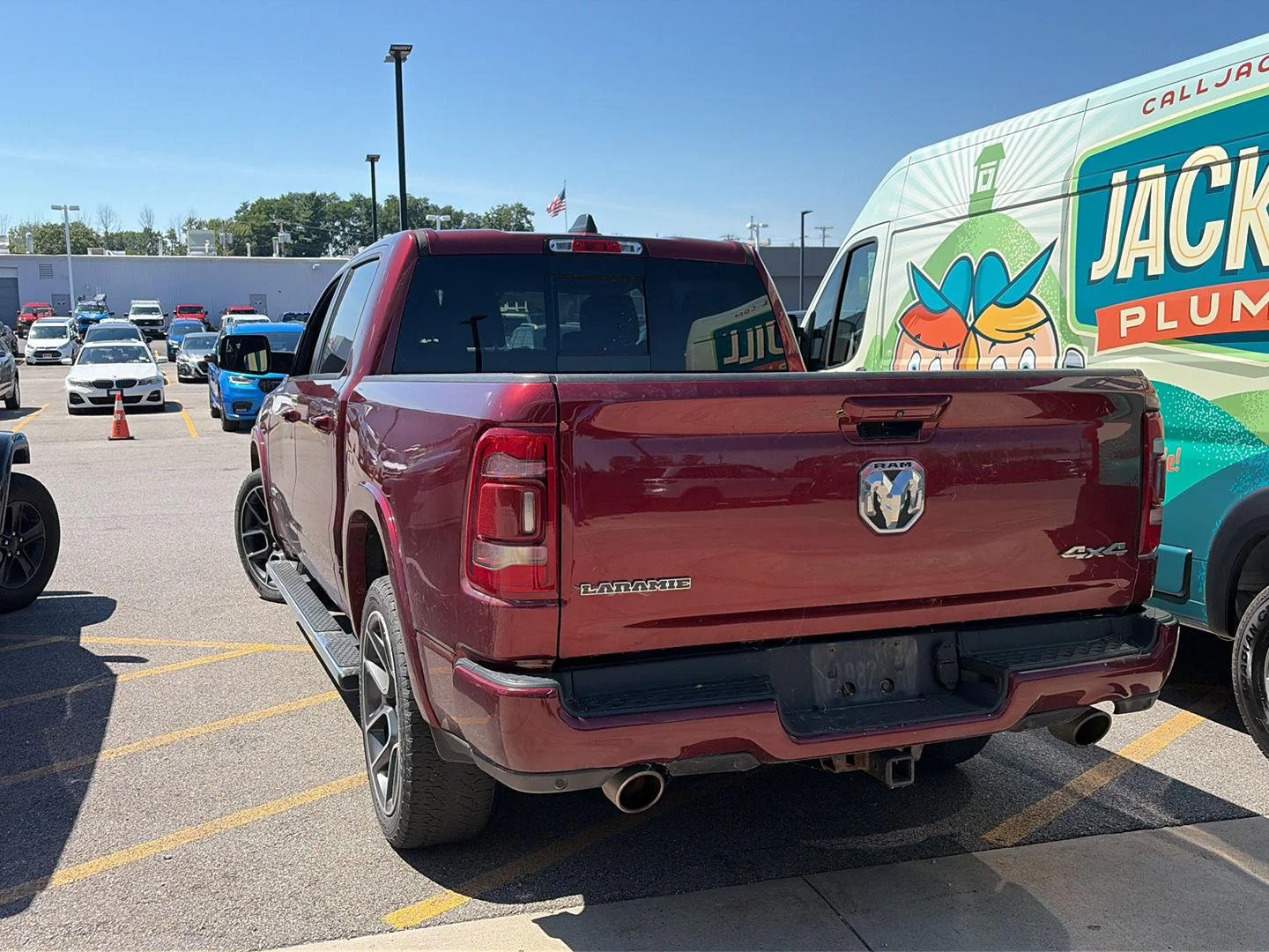 Used 2019 Delmonico Red Pearlcoat Ram Laramie image 3