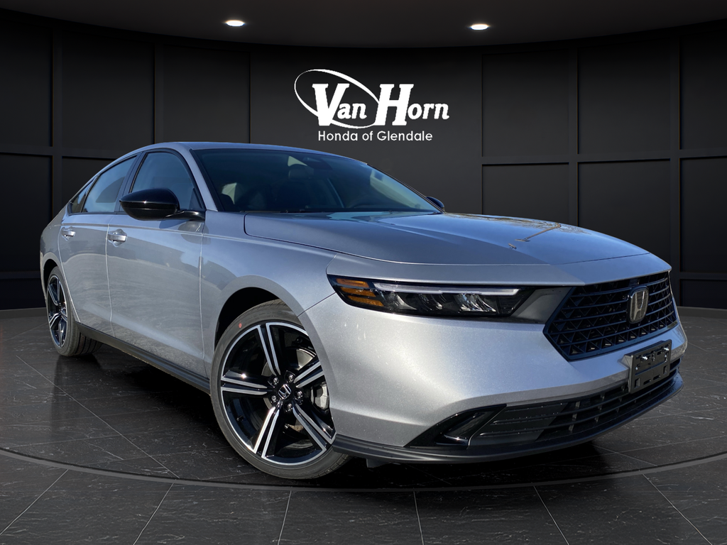 New 2026 Solar Silver Metallic Honda SE image 2