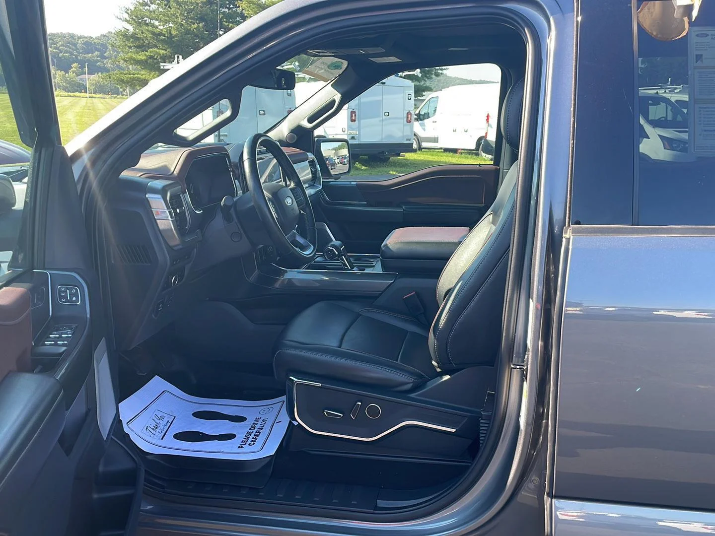 Used 2023 Carbonized Gray Ford LARIAT image 13