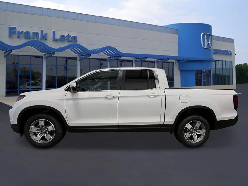 New 2026 Platinum White Honda RTL image 2