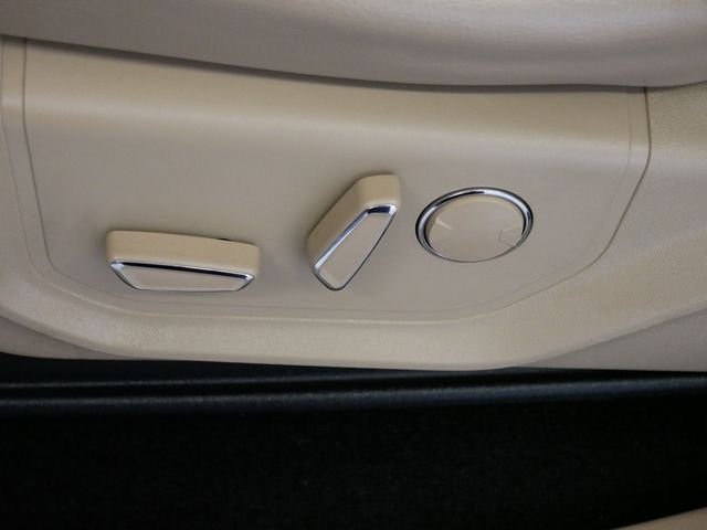 Used 2017 Gold Ford Lariat image 17