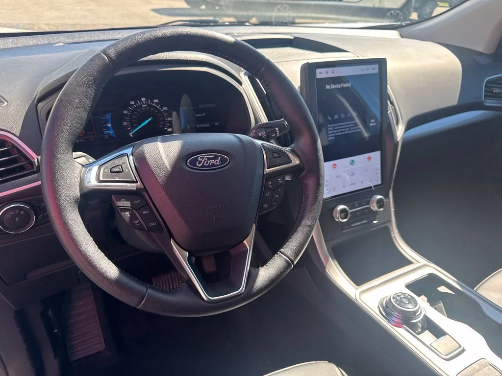 Certified Used 2024 Oxford White Ford SEL image 11
