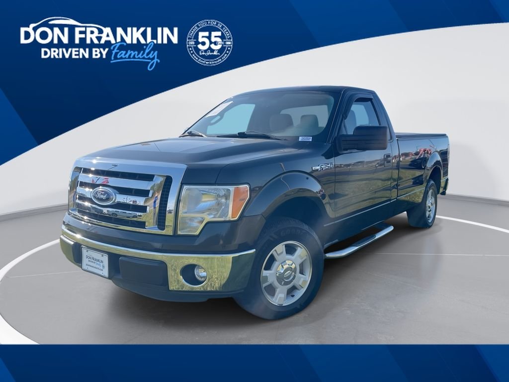 2012 Ford F-150 XLT Regular Cab 126-in's photo