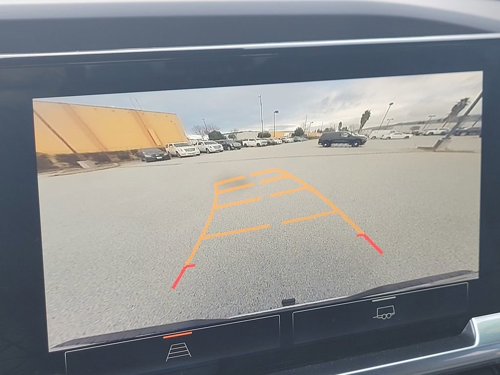 2024 GMC Sierra 1500 SLT - Photo 18