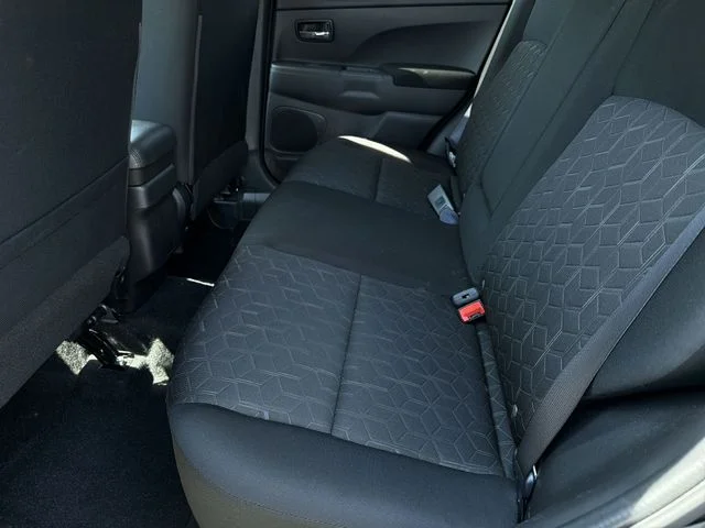 Used 2025 Black Mitsubishi  image 17
