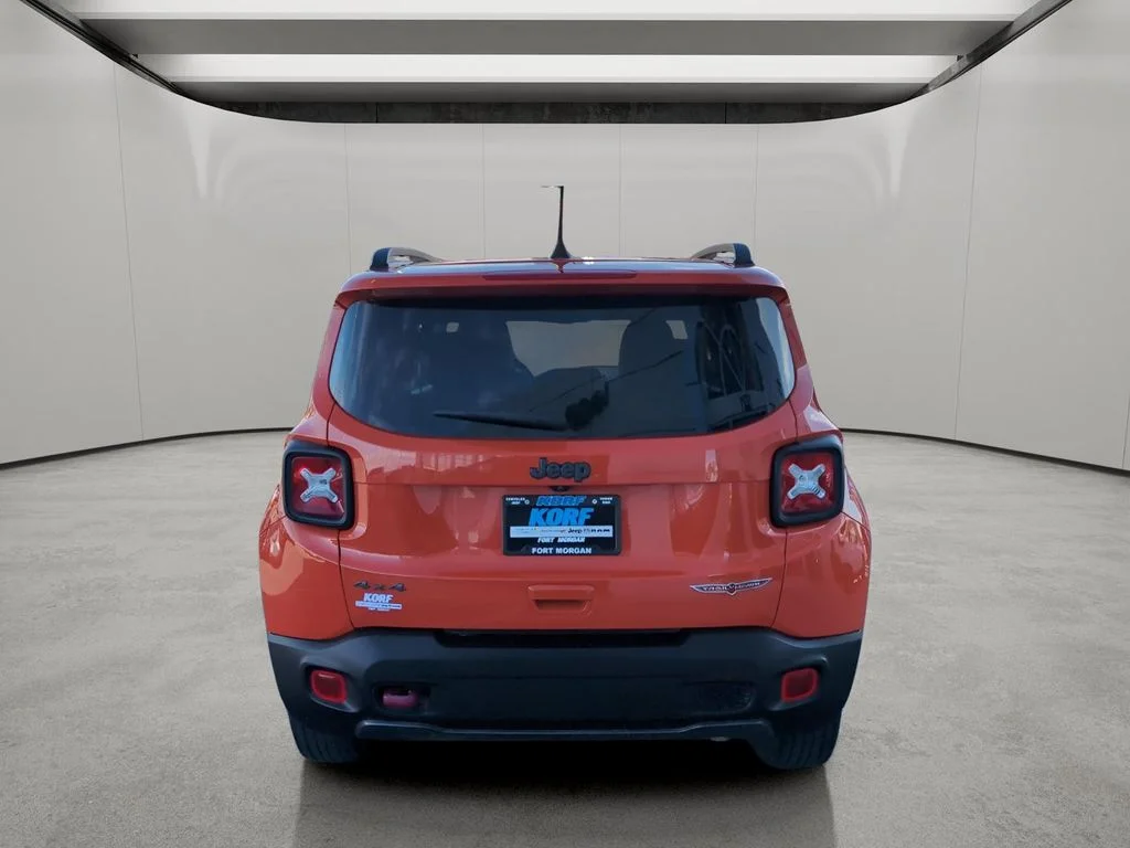 Used 2021 Omaha Orange Clearcoat Jeep Trailhawk image 4