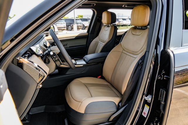 New 2026  Land Rover Dynamic SE image 41