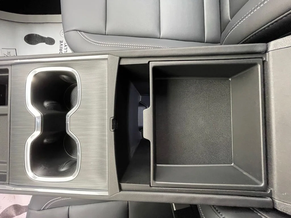 2026 GMC Acadia Elevation - Photo 21
