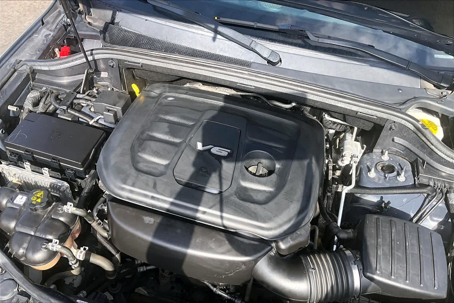 Used 2018 Rhino Clear Coat Jeep Altitude image 33