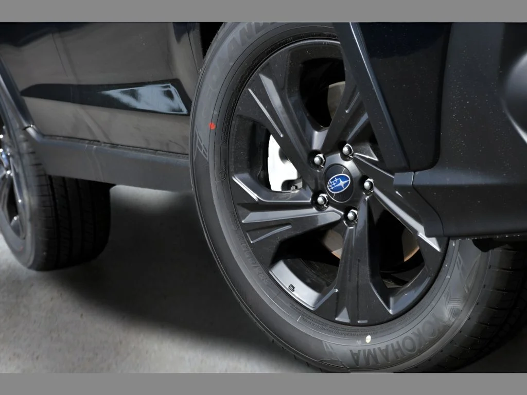 New 2026 CRYSTAL BLACK SILICA Subaru Base image 11