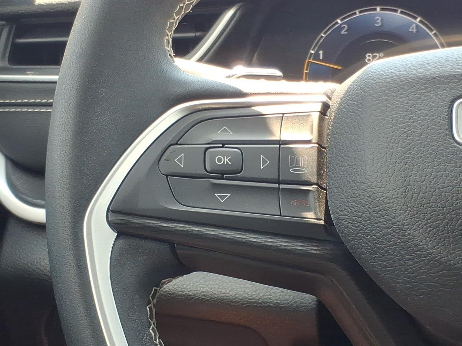 Used 2023 Bright White Clearcoat Jeep Laredo X image 26