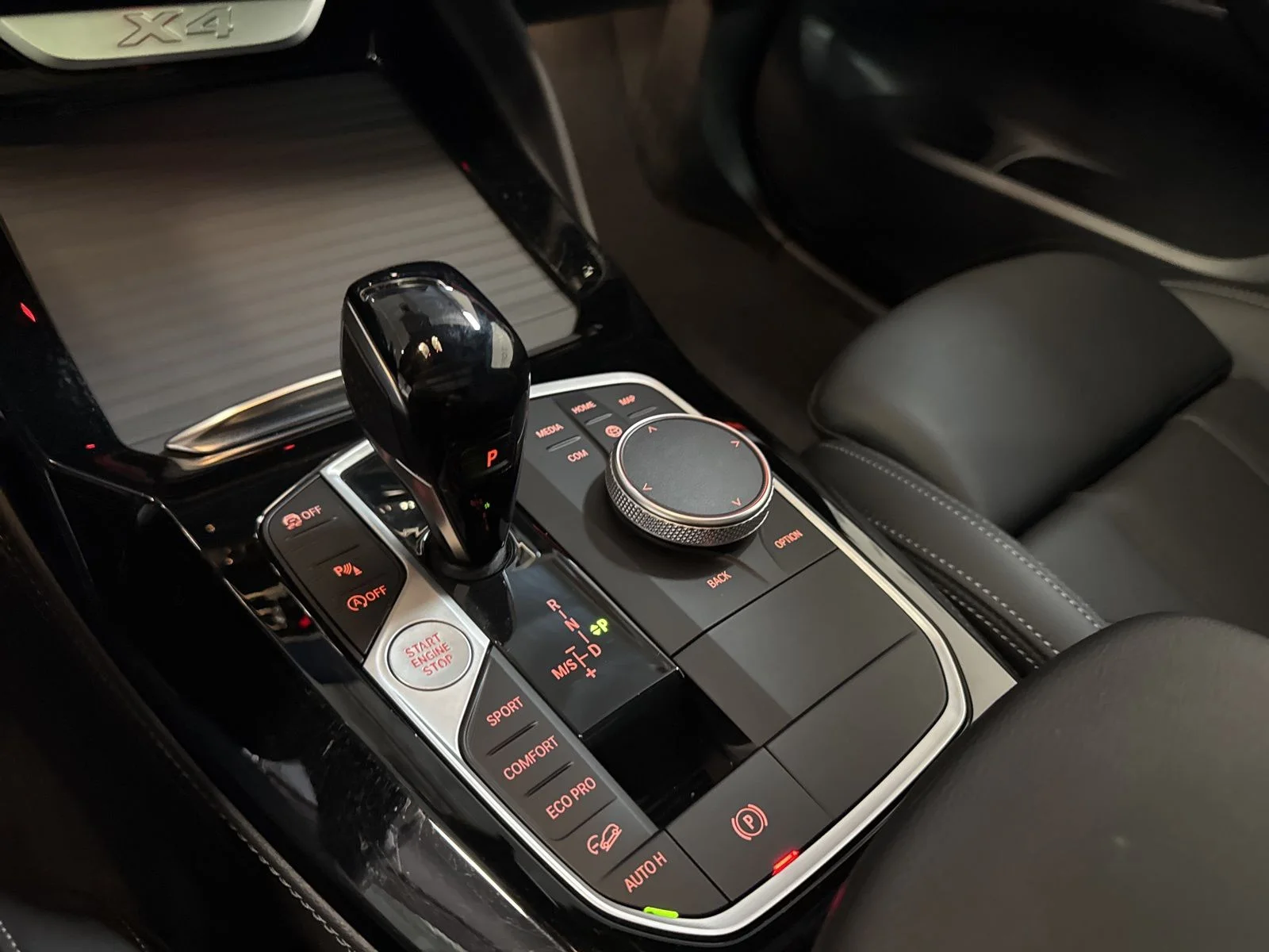 Used 2023 Black BMW xDrive30i image 31