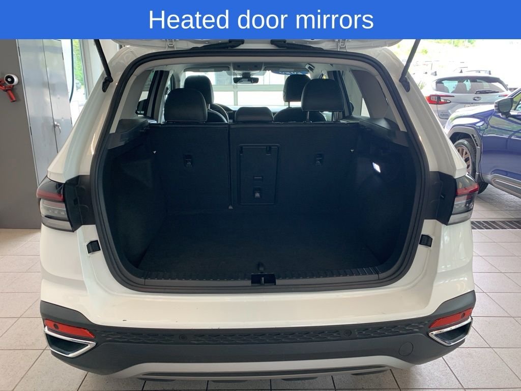 2025 Volkswagen Taos SE - Photo 14