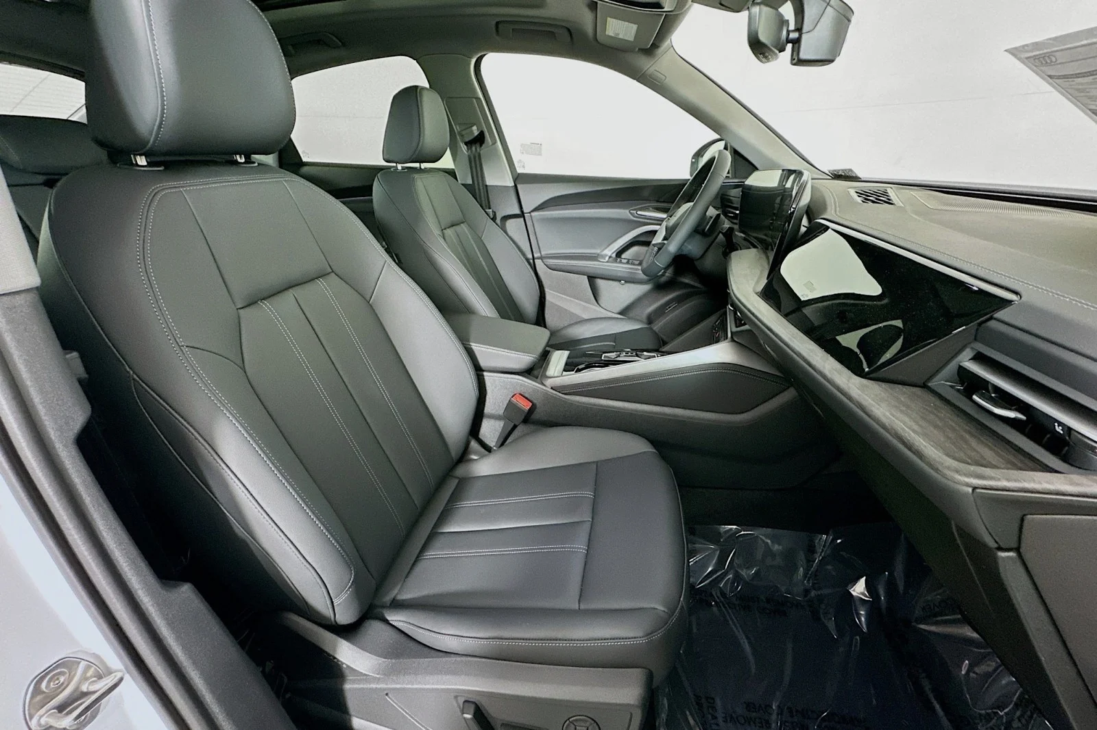 New 2026 Glacier White Metallic Audi Premium image 8