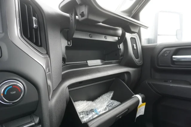 New 2024 Summit White Chevrolet Work Truck image 28