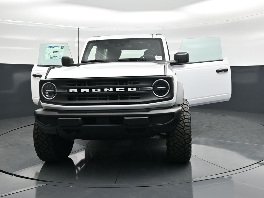 New 2026 Oxford White Ford Base image 25