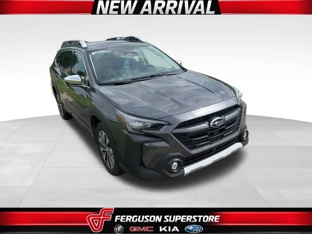 2025 Subaru Outback Touring's photo