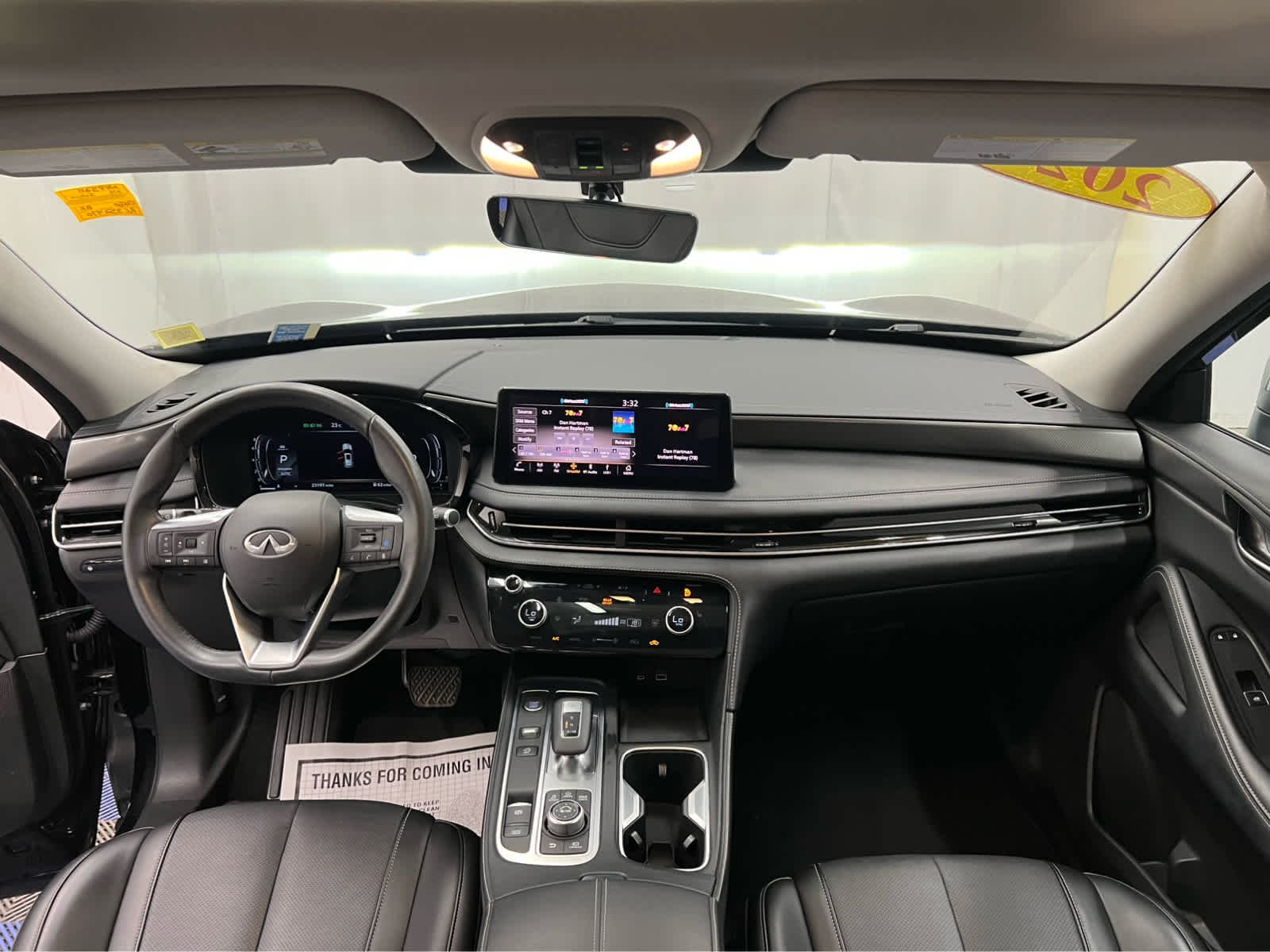 Used 2024 Mineral Black INFINITI LUXE image 38