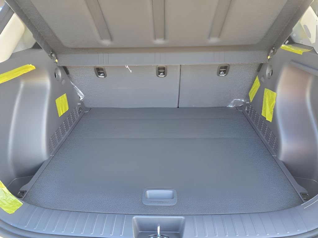 Used 2026 Atlas White Hyundai SEL Sport image 29