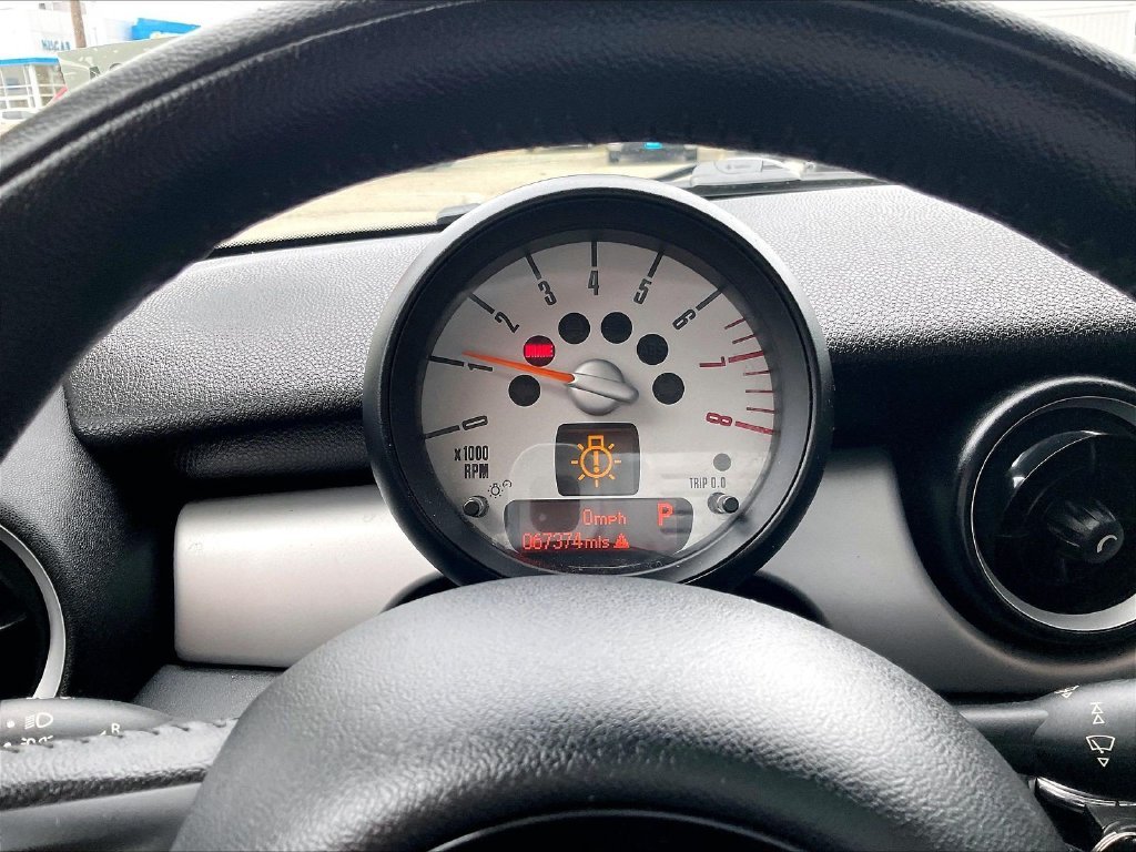 Used 2012 Blue MINI Base image 25