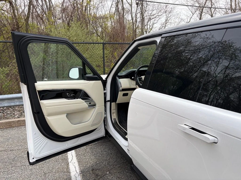 New 2025 White Land Rover SE image 10