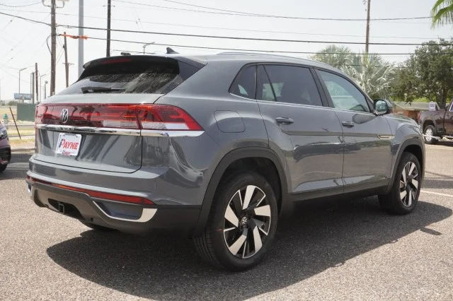 New 2026 Pure Gray Volkswagen 2.0T SE w/Technology image 7