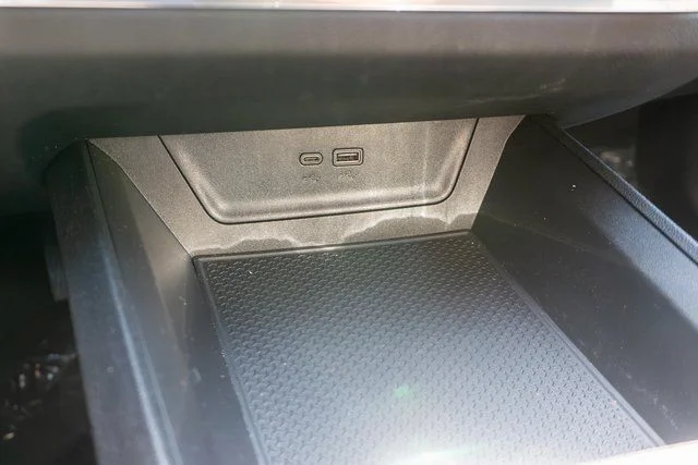 2025 Chevrolet Equinox LT - Photo 28