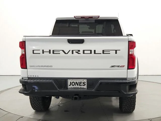 Used 2023 White Chevrolet ZR2 image 6