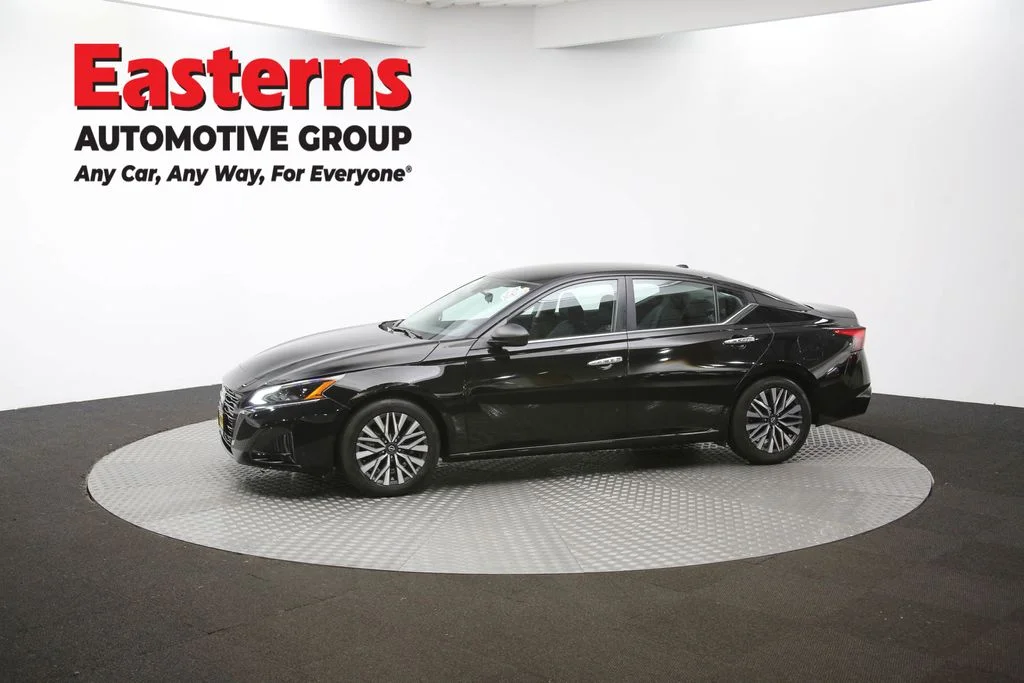 Used 2024 Black Nissan 2.5 SV image 56