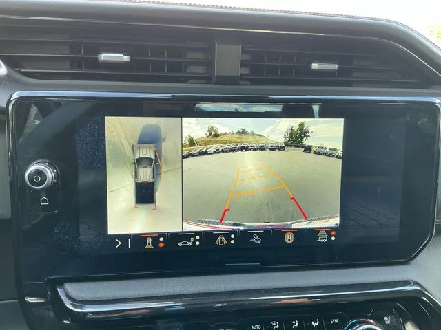 Used 2024 Gray GMC AT4 image 16