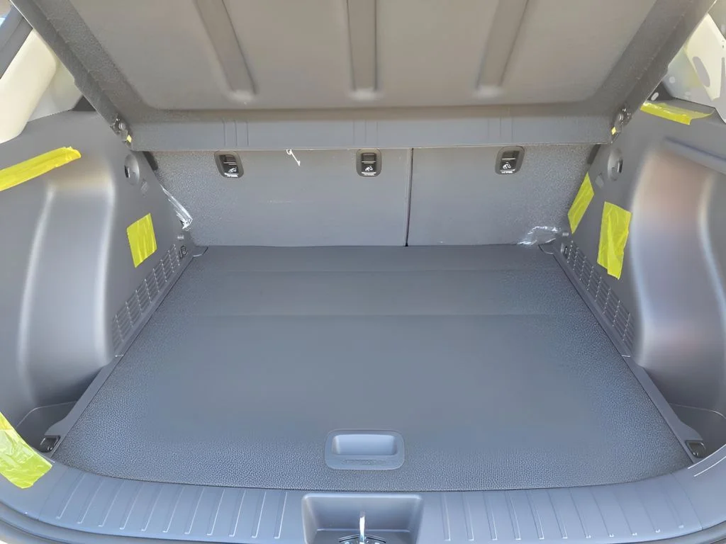 Used 2026 Atlas White Hyundai SEL Sport image 29